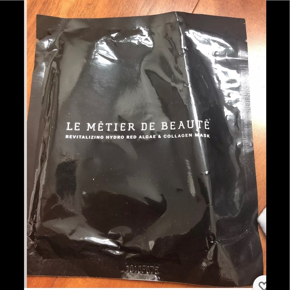 Le Metier de Beaute Revitalizing Hydro Red Algae & Collagen Mask